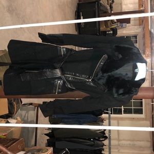 Black wool jacket with fur